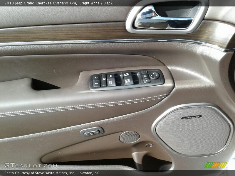 Bright White / Black 2018 Jeep Grand Cherokee Overland 4x4