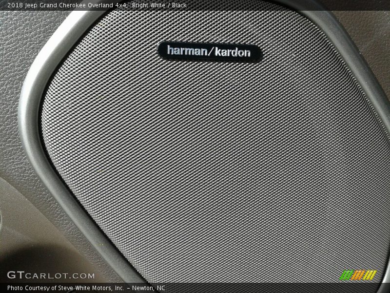 Bright White / Black 2018 Jeep Grand Cherokee Overland 4x4