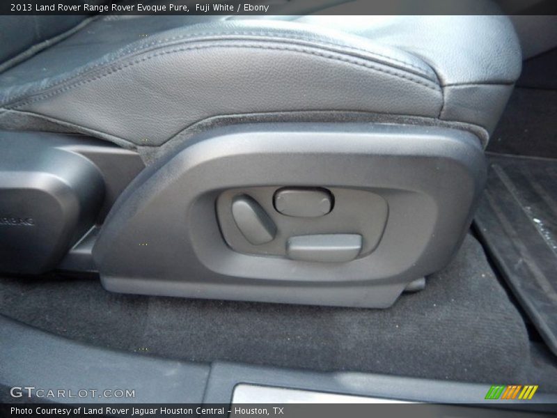 Fuji White / Ebony 2013 Land Rover Range Rover Evoque Pure