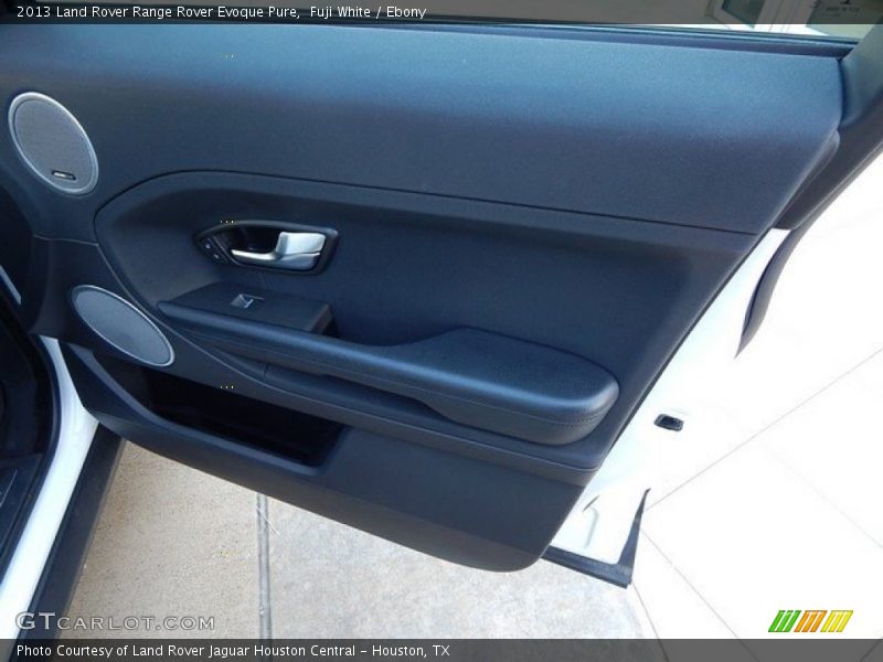 Fuji White / Ebony 2013 Land Rover Range Rover Evoque Pure