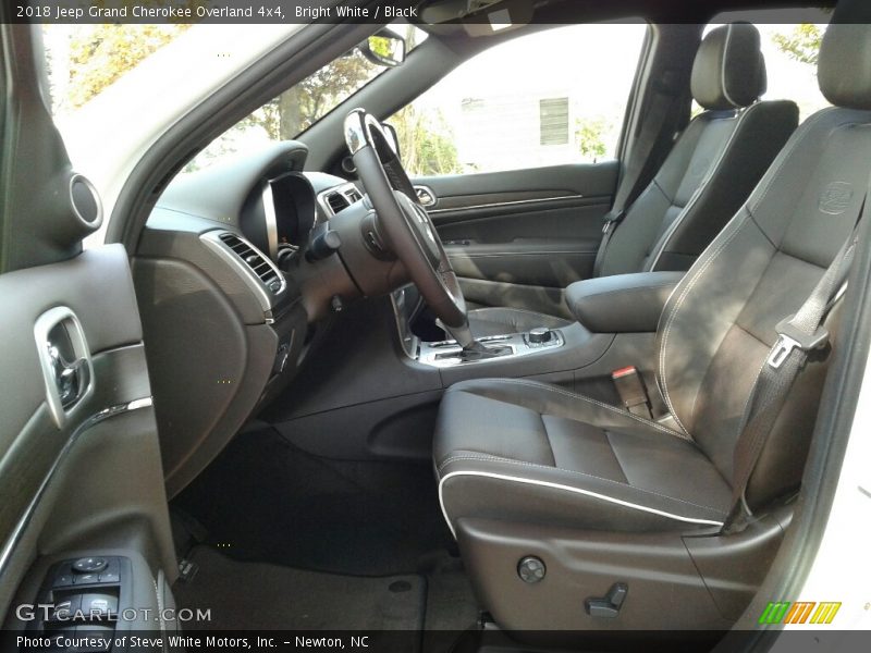 Bright White / Black 2018 Jeep Grand Cherokee Overland 4x4