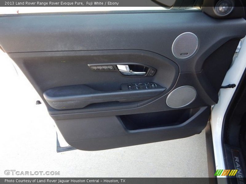 Fuji White / Ebony 2013 Land Rover Range Rover Evoque Pure