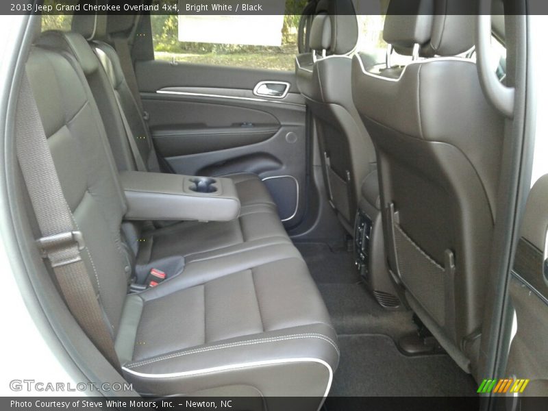 Bright White / Black 2018 Jeep Grand Cherokee Overland 4x4