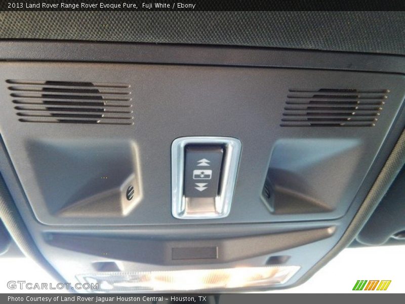 Fuji White / Ebony 2013 Land Rover Range Rover Evoque Pure