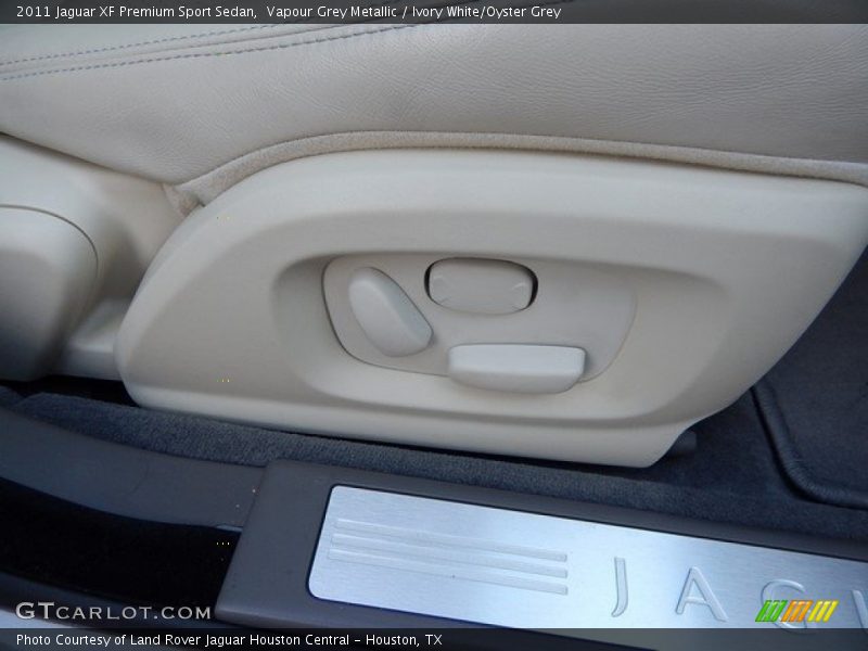 Vapour Grey Metallic / Ivory White/Oyster Grey 2011 Jaguar XF Premium Sport Sedan