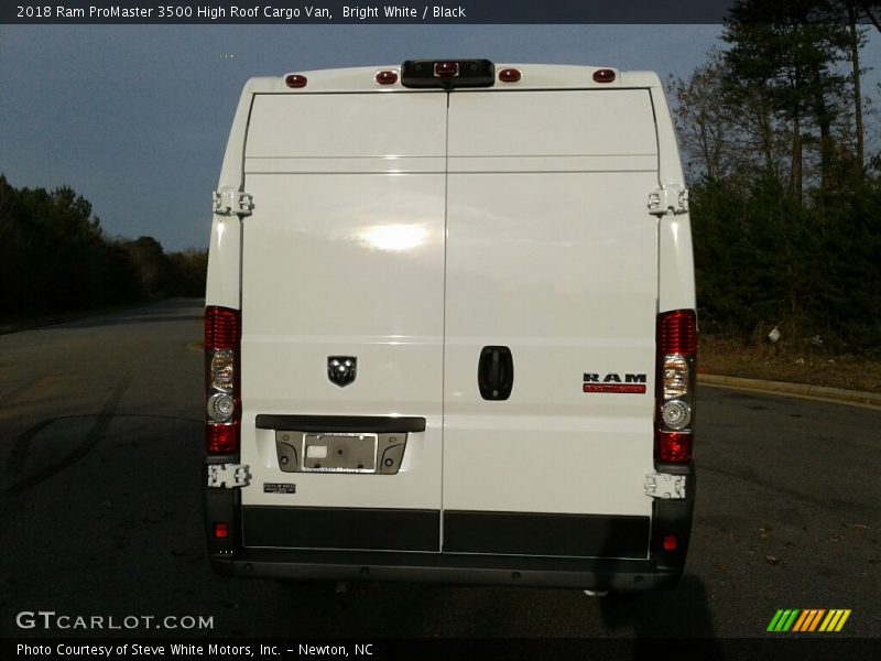 Bright White / Black 2018 Ram ProMaster 3500 High Roof Cargo Van