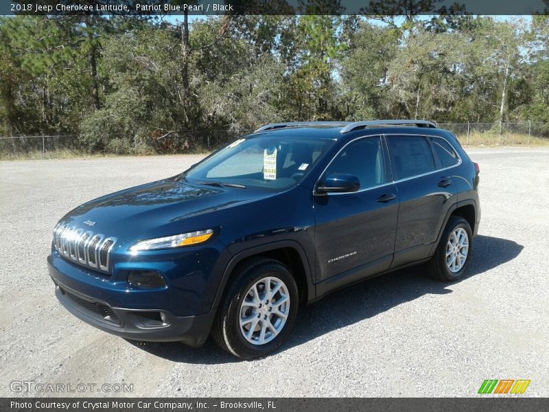 Patriot Blue Pearl / Black 2018 Jeep Cherokee Latitude
