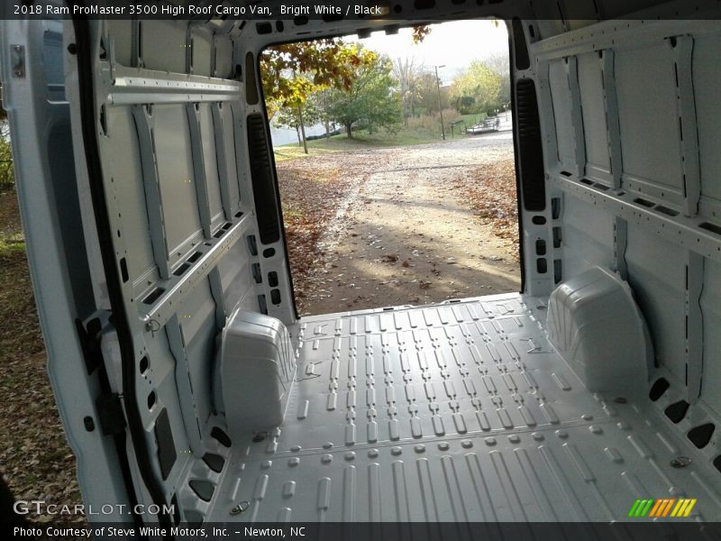 Bright White / Black 2018 Ram ProMaster 3500 High Roof Cargo Van