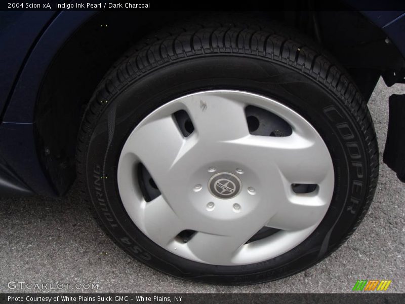 Indigo Ink Pearl / Dark Charcoal 2004 Scion xA