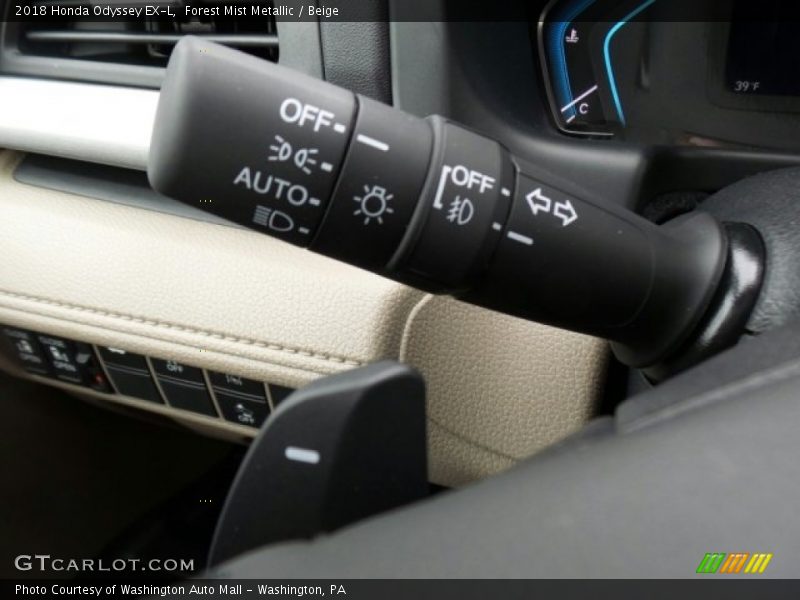 Forest Mist Metallic / Beige 2018 Honda Odyssey EX-L
