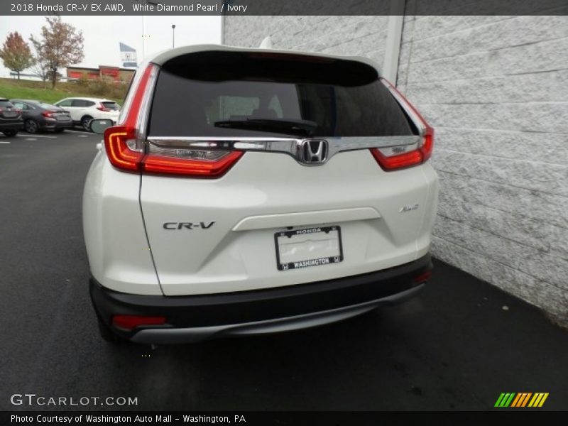 White Diamond Pearl / Ivory 2018 Honda CR-V EX AWD