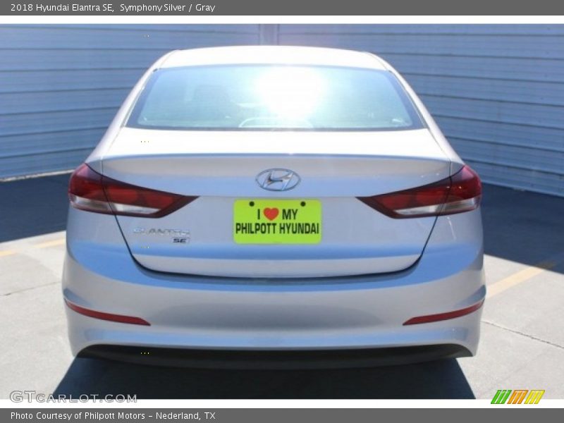 Symphony Silver / Gray 2018 Hyundai Elantra SE