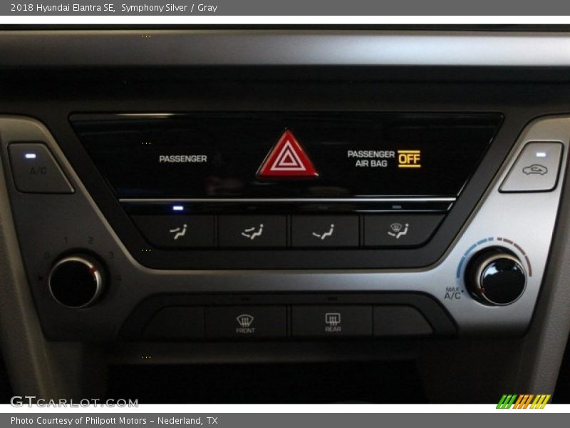 Symphony Silver / Gray 2018 Hyundai Elantra SE