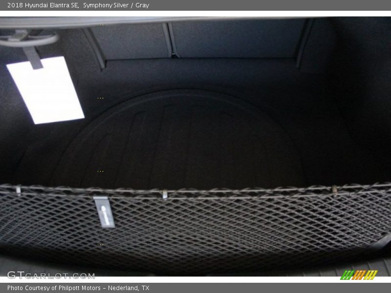 Symphony Silver / Gray 2018 Hyundai Elantra SE