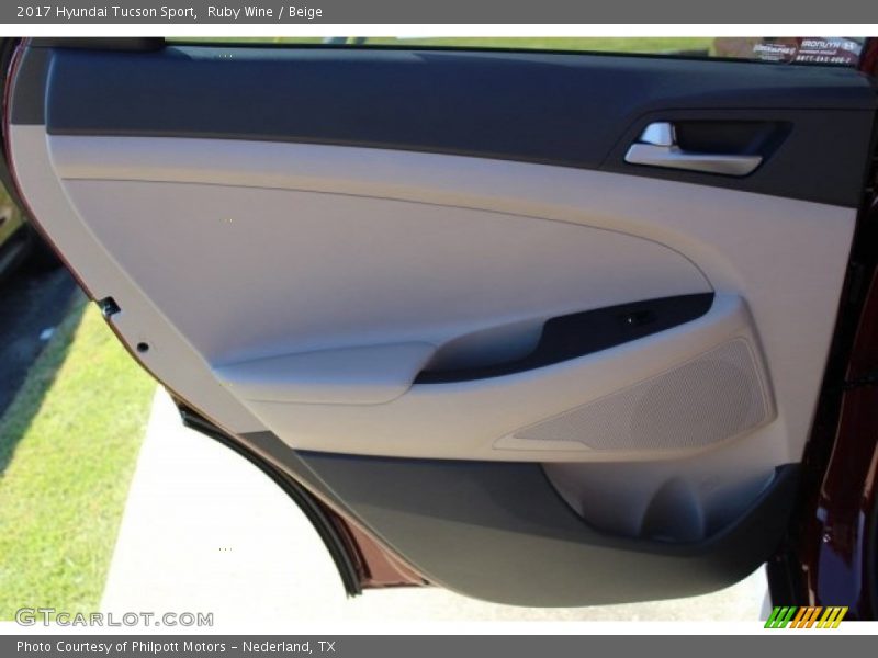 Ruby Wine / Beige 2017 Hyundai Tucson Sport