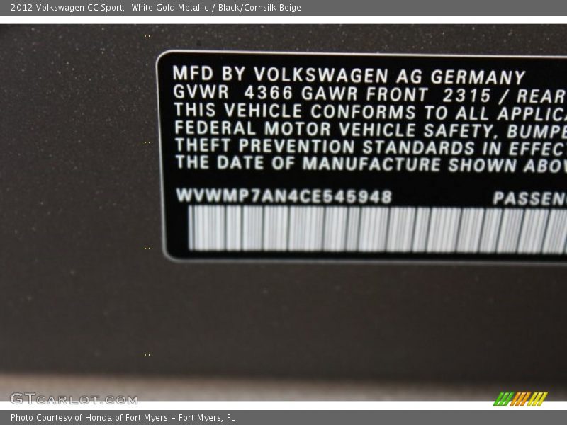 White Gold Metallic / Black/Cornsilk Beige 2012 Volkswagen CC Sport