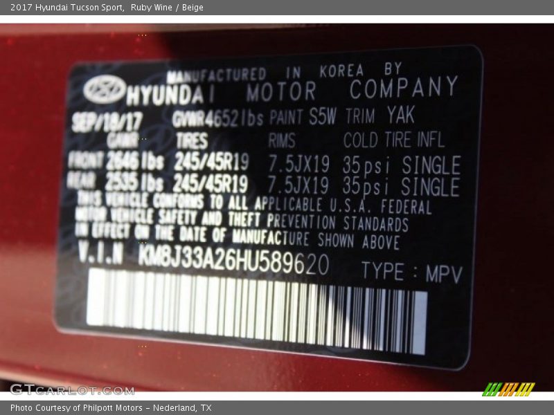 Ruby Wine / Beige 2017 Hyundai Tucson Sport