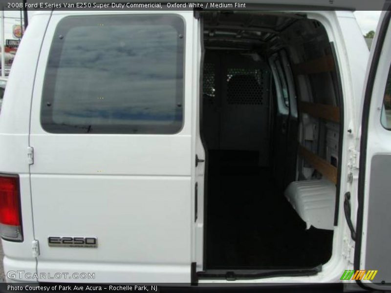 Oxford White / Medium Flint 2008 Ford E Series Van E250 Super Duty Commericial