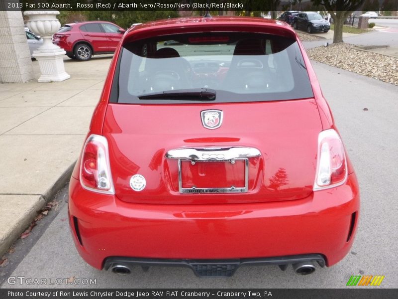 Rosso (Red) / Abarth Nero/Rosso/Nero (Black/Red/Black) 2013 Fiat 500 Abarth