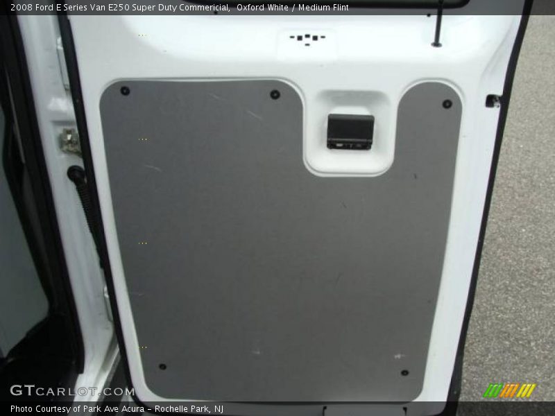 Oxford White / Medium Flint 2008 Ford E Series Van E250 Super Duty Commericial