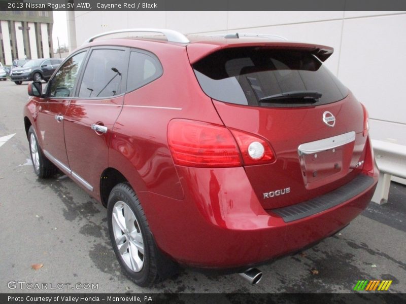 Cayenne Red / Black 2013 Nissan Rogue SV AWD