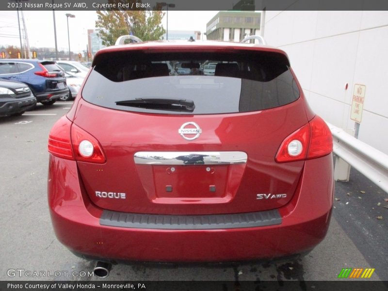 Cayenne Red / Black 2013 Nissan Rogue SV AWD