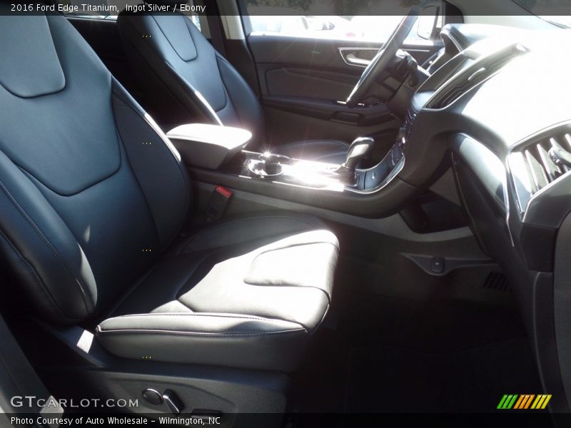 Ingot Silver / Ebony 2016 Ford Edge Titanium