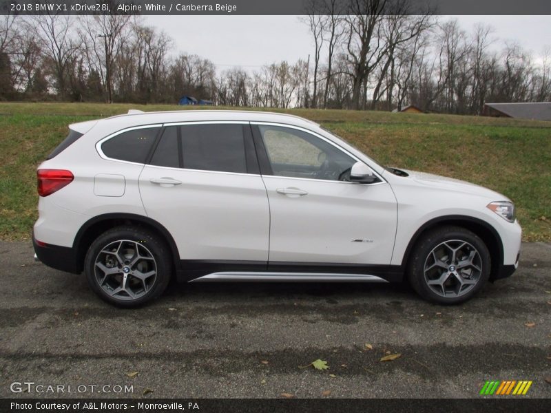 Alpine White / Canberra Beige 2018 BMW X1 xDrive28i