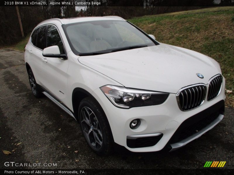 Alpine White / Canberra Beige 2018 BMW X1 xDrive28i