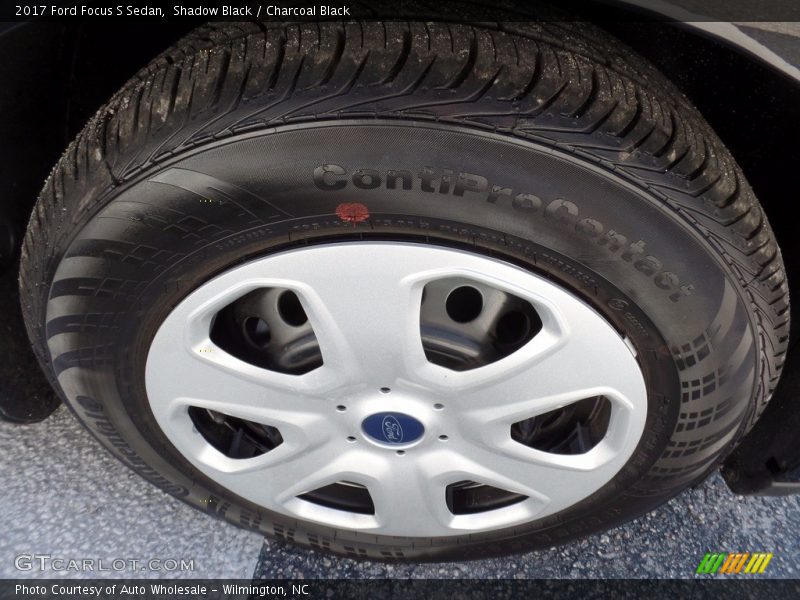 Shadow Black / Charcoal Black 2017 Ford Focus S Sedan