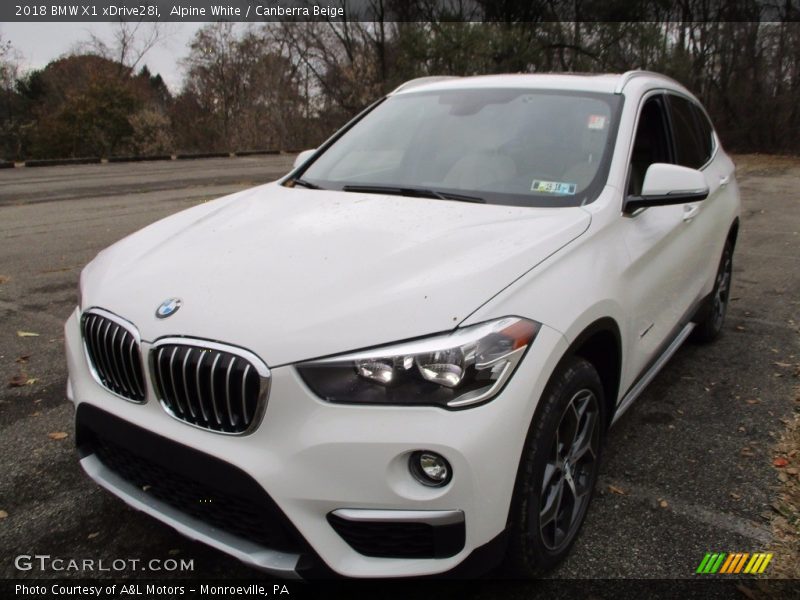 Alpine White / Canberra Beige 2018 BMW X1 xDrive28i