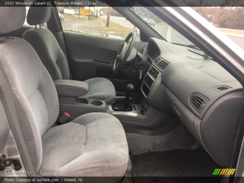 Titanium Metallic / Gray 2002 Mitsubishi Galant LS