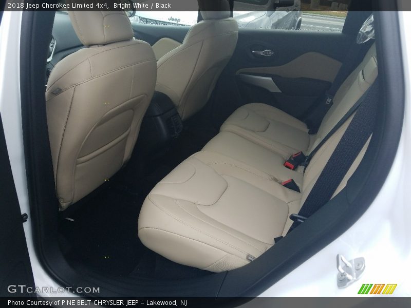 Bright White / Black 2018 Jeep Cherokee Limited 4x4