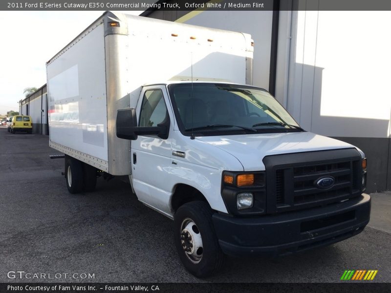 Oxford White / Medium Flint 2011 Ford E Series Cutaway E350 Commercial Moving Truck