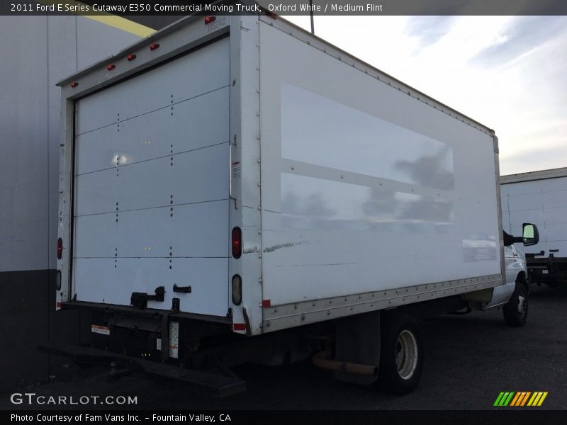 Oxford White / Medium Flint 2011 Ford E Series Cutaway E350 Commercial Moving Truck