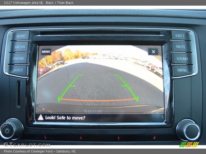 Black / Titan Black 2017 Volkswagen Jetta SE