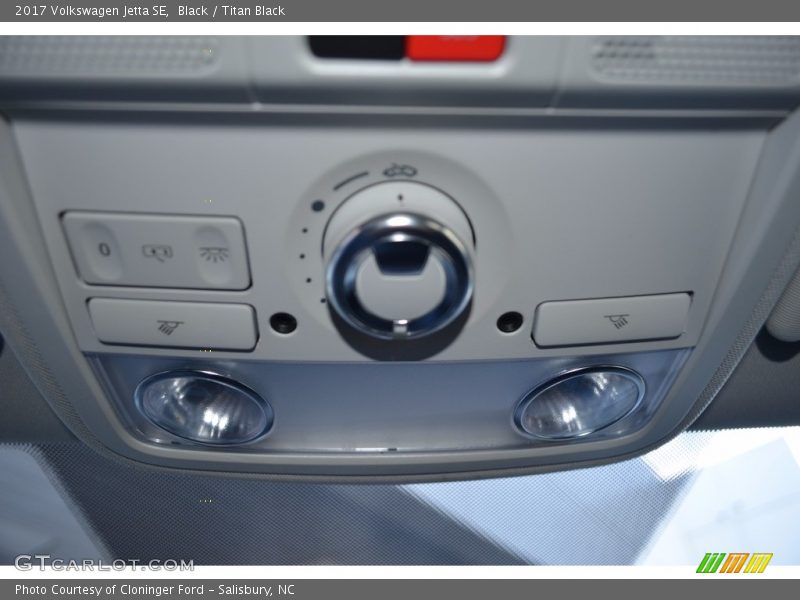 Black / Titan Black 2017 Volkswagen Jetta SE