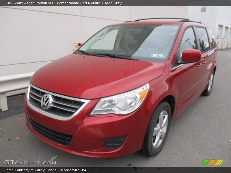 Pomegranate Red Metallic / Aero Grey 2009 Volkswagen Routan SEL
