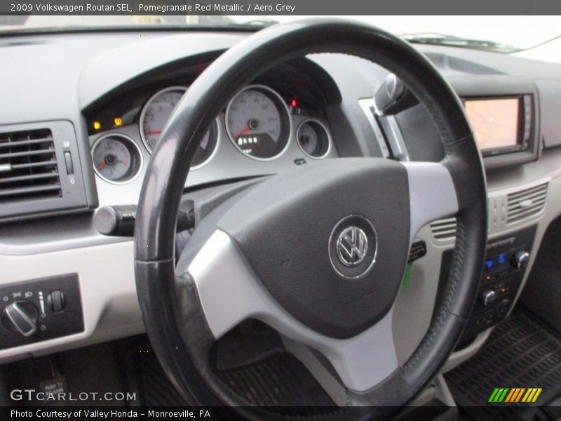 Pomegranate Red Metallic / Aero Grey 2009 Volkswagen Routan SEL