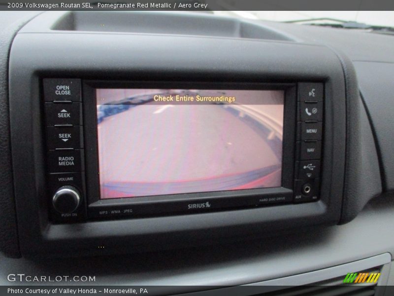Pomegranate Red Metallic / Aero Grey 2009 Volkswagen Routan SEL
