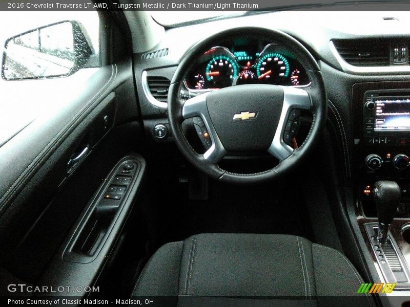 Tungsten Metallic / Dark Titanium/Light Titanium 2016 Chevrolet Traverse LT AWD