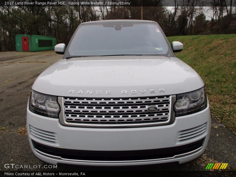 Yulong White Metallic / Ebony/Ebony 2017 Land Rover Range Rover HSE