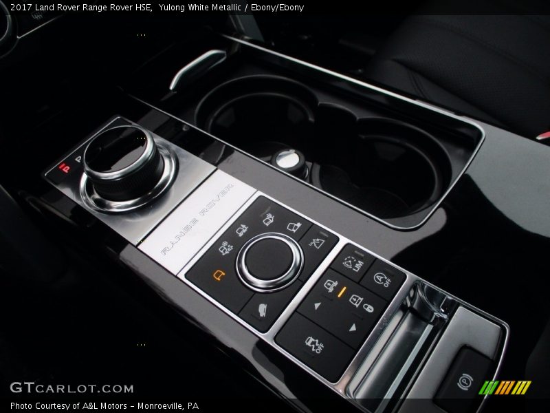 Yulong White Metallic / Ebony/Ebony 2017 Land Rover Range Rover HSE