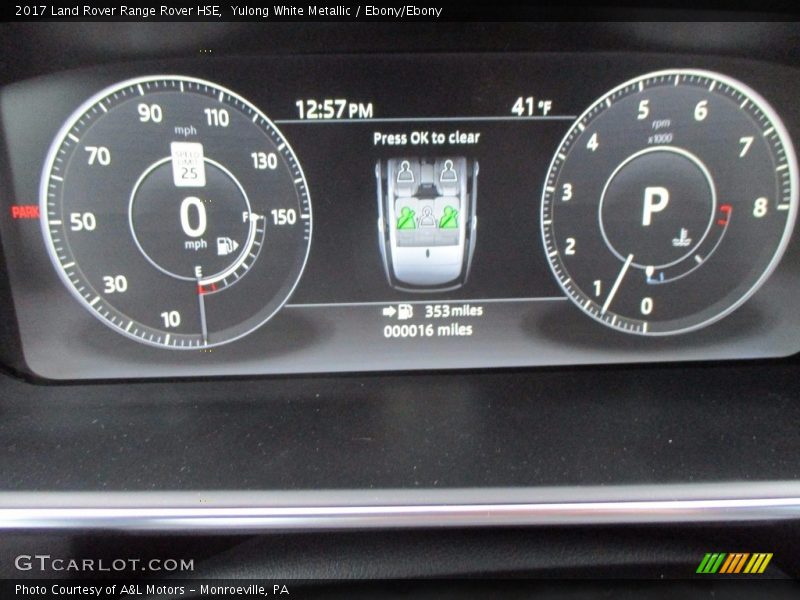 Yulong White Metallic / Ebony/Ebony 2017 Land Rover Range Rover HSE