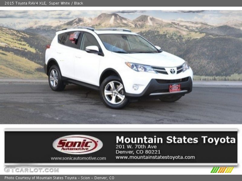 Super White / Black 2015 Toyota RAV4 XLE