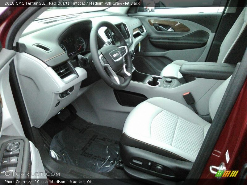  2018 Terrain SLE Medium Ash Gray/­Jet Black Interior