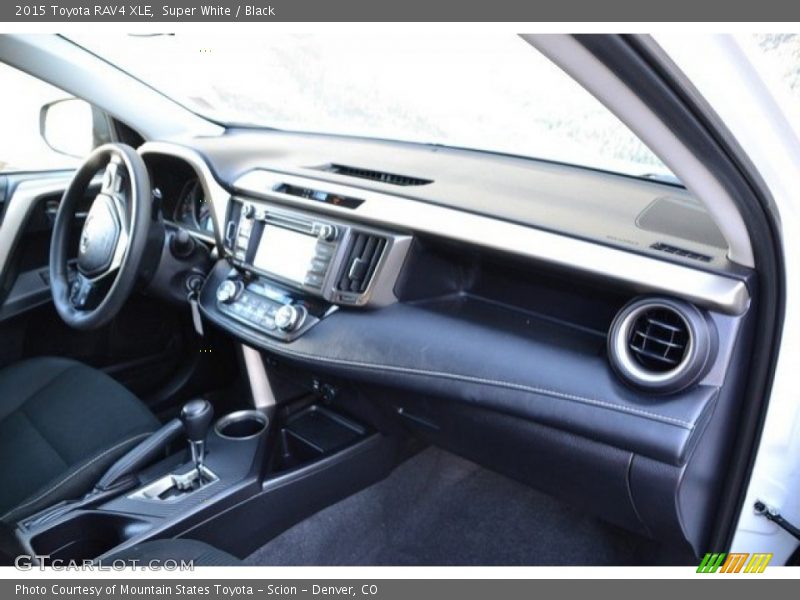 Super White / Black 2015 Toyota RAV4 XLE