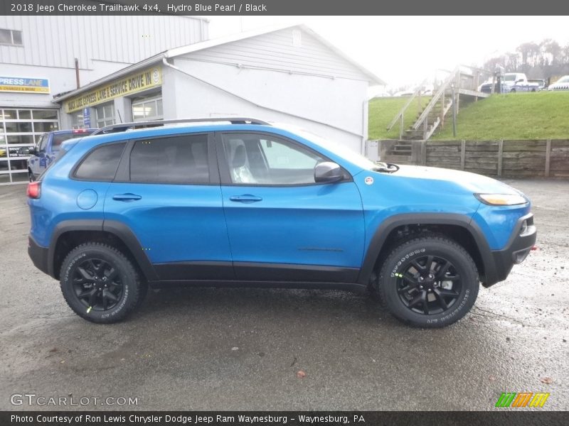 Hydro Blue Pearl / Black 2018 Jeep Cherokee Trailhawk 4x4