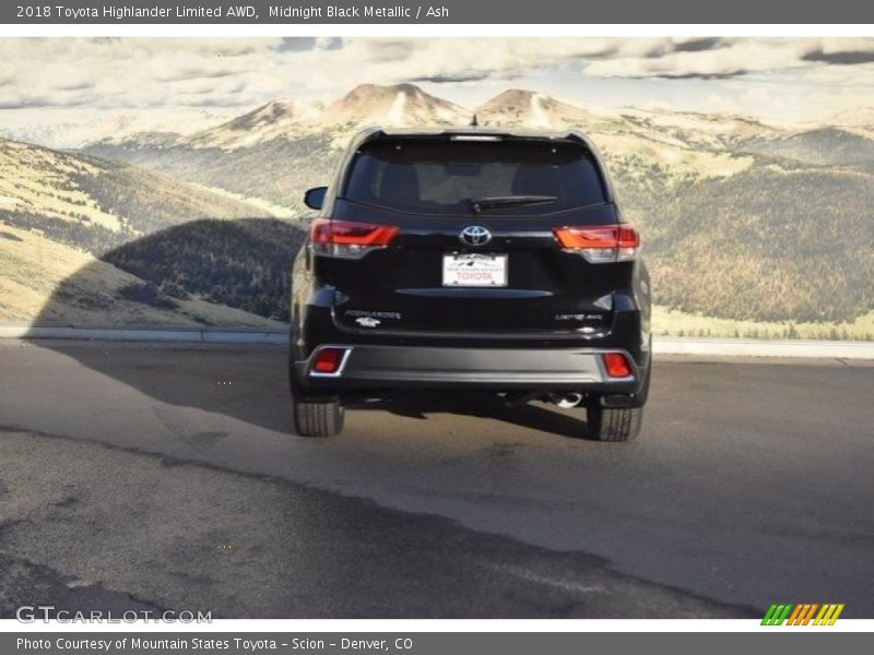 Midnight Black Metallic / Ash 2018 Toyota Highlander Limited AWD