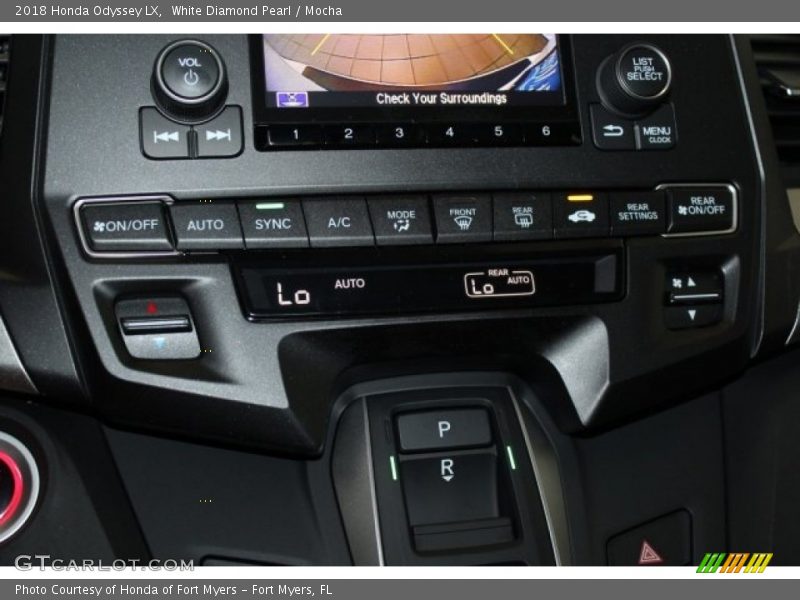 White Diamond Pearl / Mocha 2018 Honda Odyssey LX